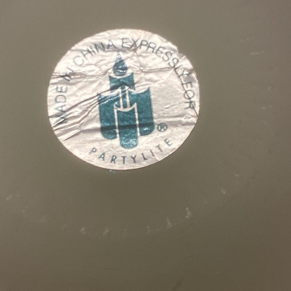 NWOT Set of 2 Wrought Iron Ornate Sconce Candleholders - Picture 5 of 7